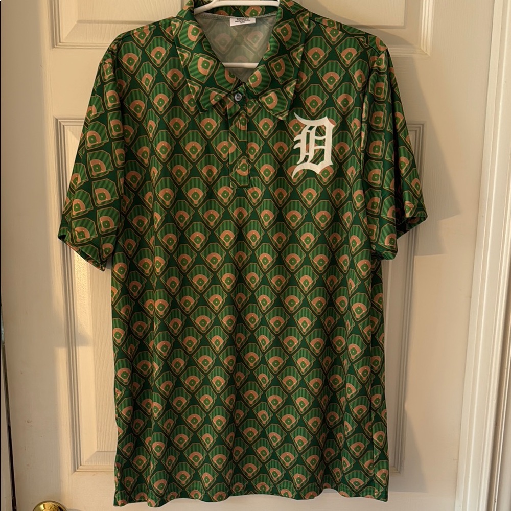 Green Patterned Men's Detroit Tigers polo Shirt Baseball Diamonds
